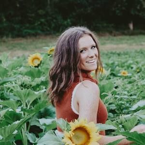 Meet your Posher, Abigail